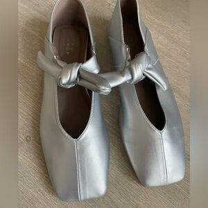 Shu Shop Silver Women's Shoes with Bow Detail
